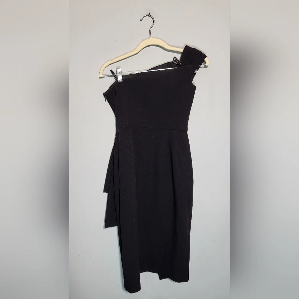 BLACK HALO Size 0 Angelica Cocktail Dress One Shoulder Sheath Little Black Dress - Picture 3 of 11